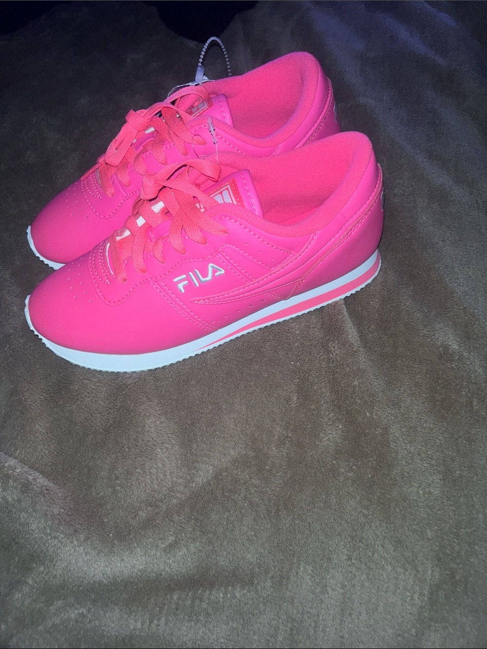 Girls fila sneakers